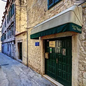 Varos Maison d'hôtes